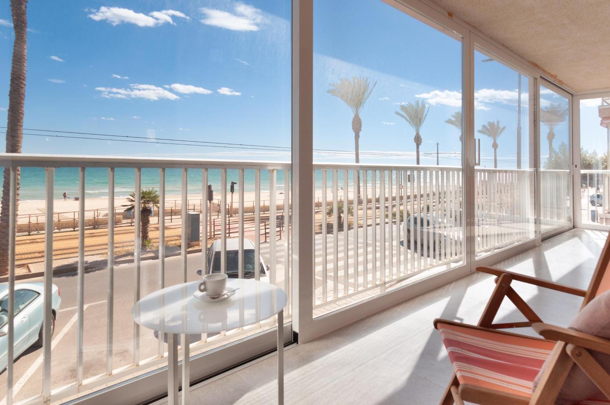 Sohosuites Campello Beach 엘 캄펠로 외부 사진